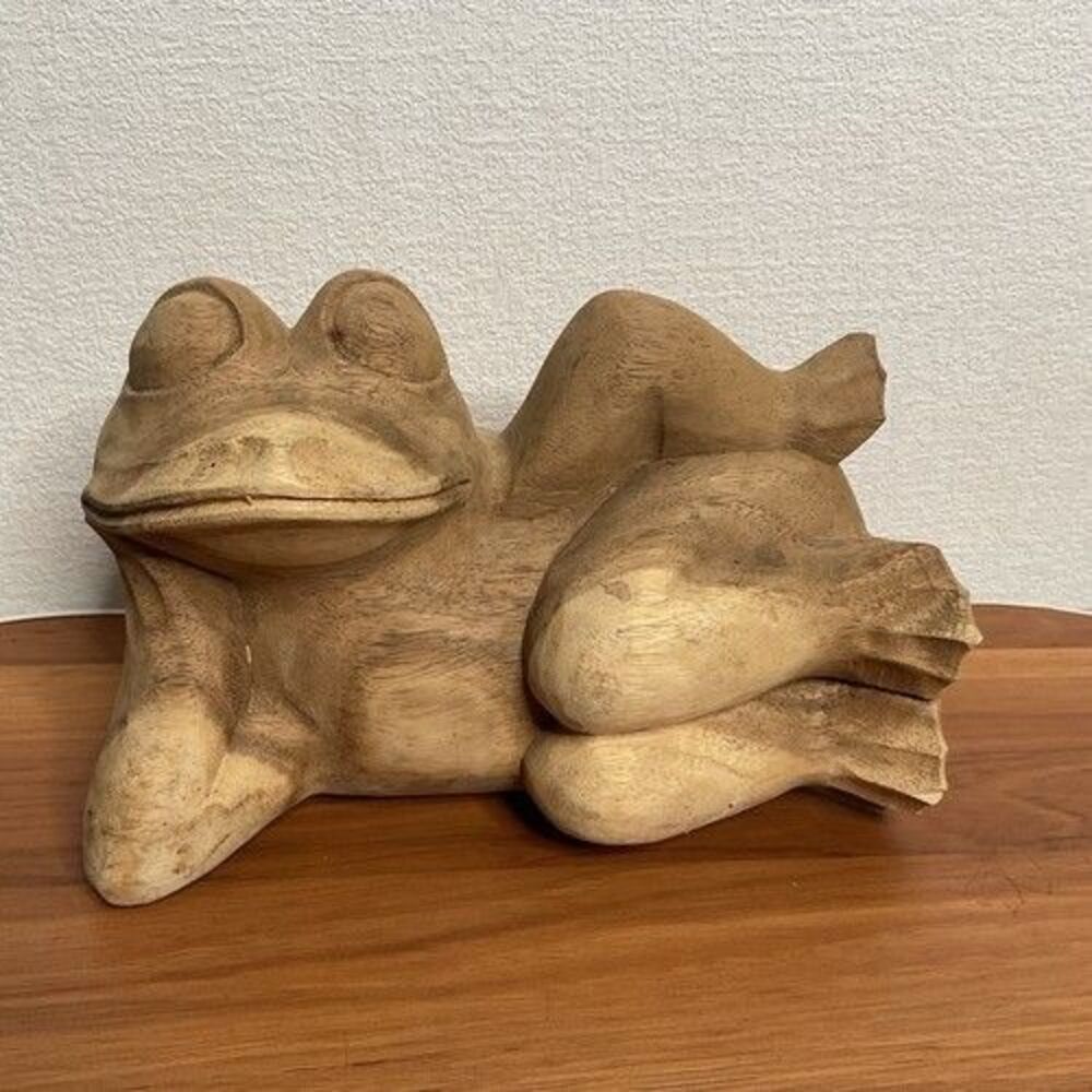VTG Hand Carved Wood Frog Figurine Relaxing Lounge Toad Rustic Folk Decor 7"X10"